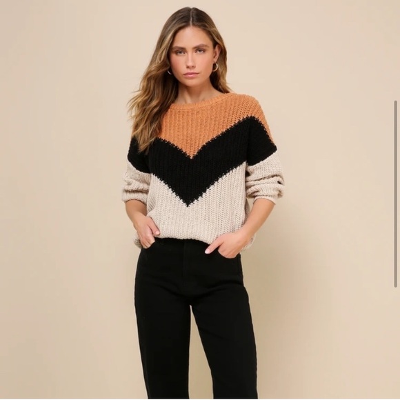 Lulus NWT knit chevron stripe sweater - Picture 4 of 5